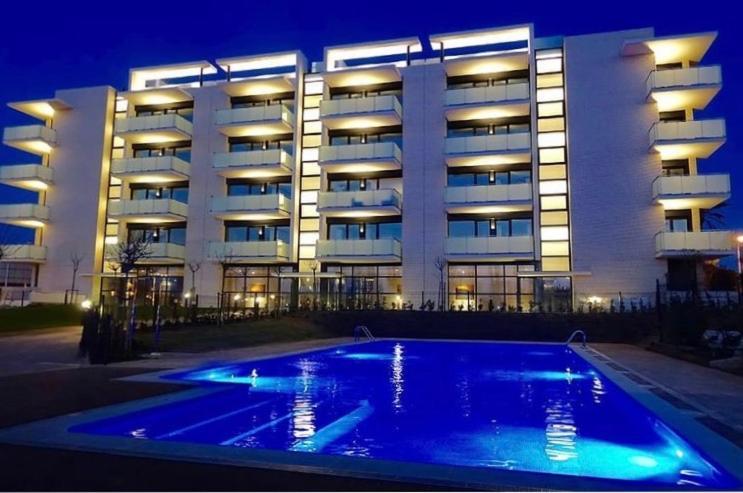 Casals Apartment Салоу Екстериор снимка