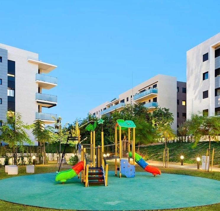 Casals Apartment Салоу Екстериор снимка
