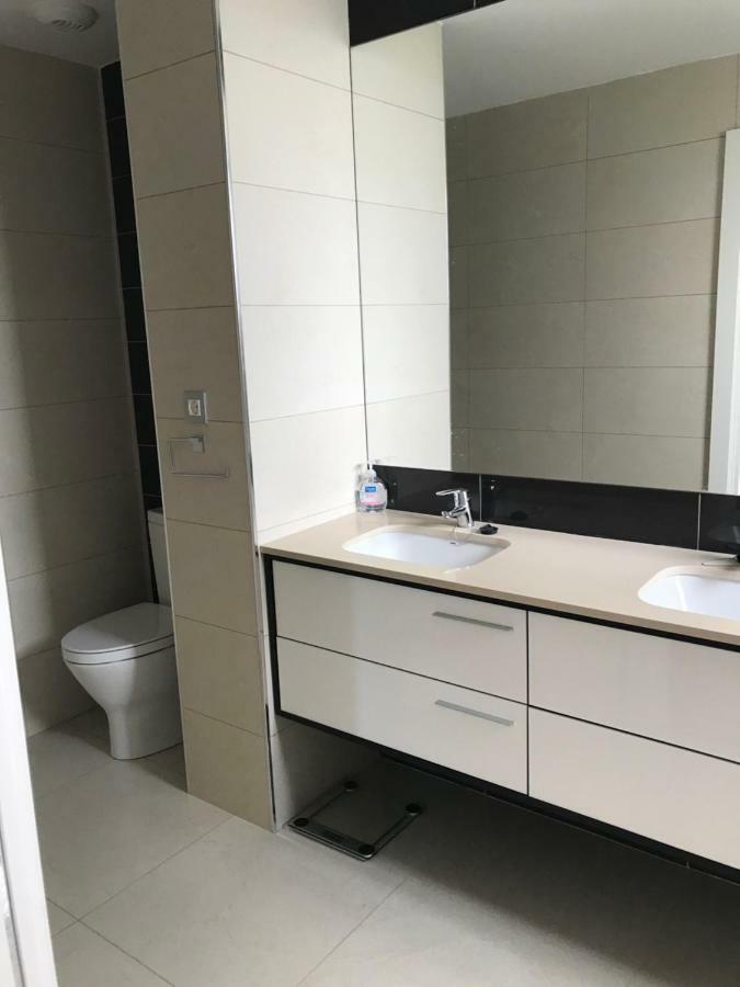Casals Apartment Салоу Екстериор снимка